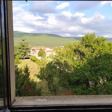 Hostal Urbion Vinuesa Luaran gambar