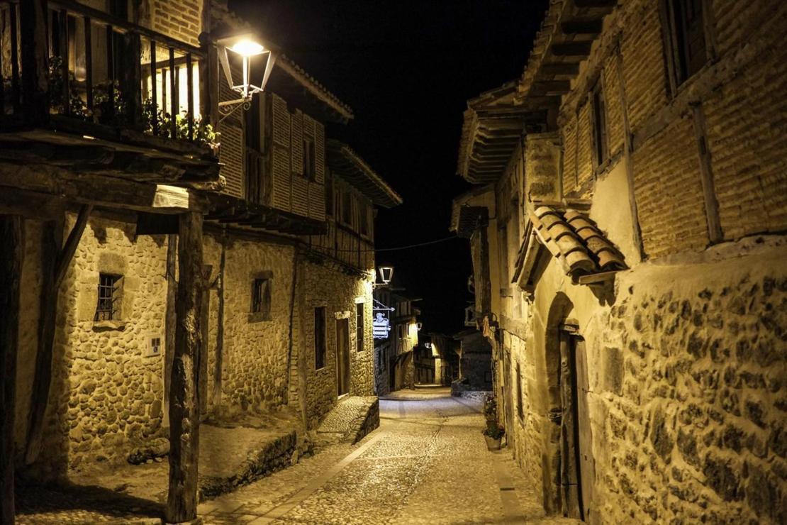 Hostal Urbion Vinuesa Luaran gambar
