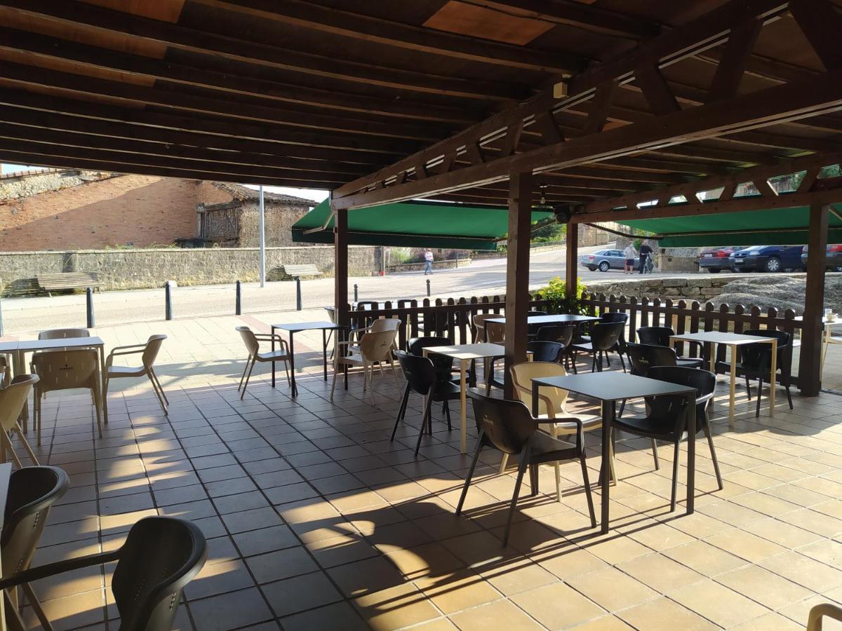 Hostal Urbion Vinuesa Luaran gambar