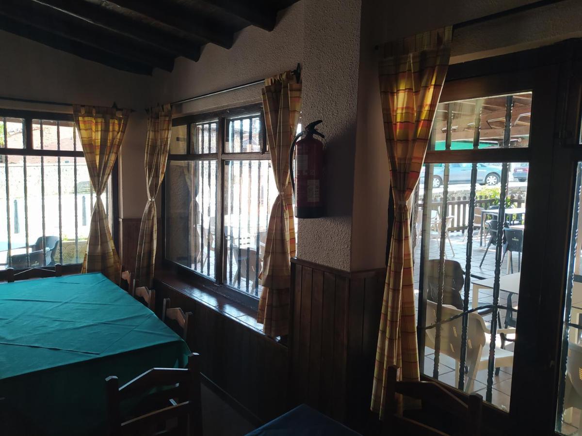 Hostal Urbion Vinuesa Luaran gambar