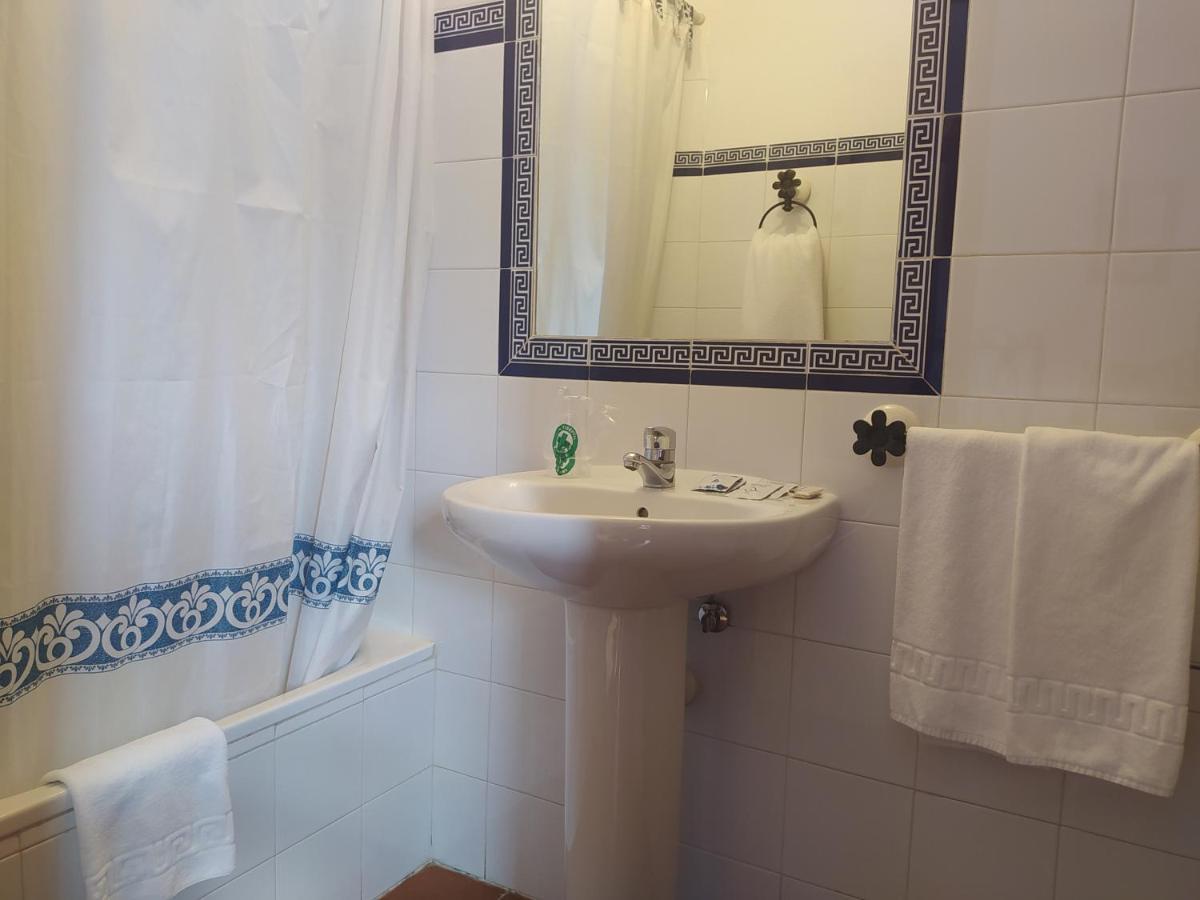 Hostal Urbion Vinuesa Luaran gambar