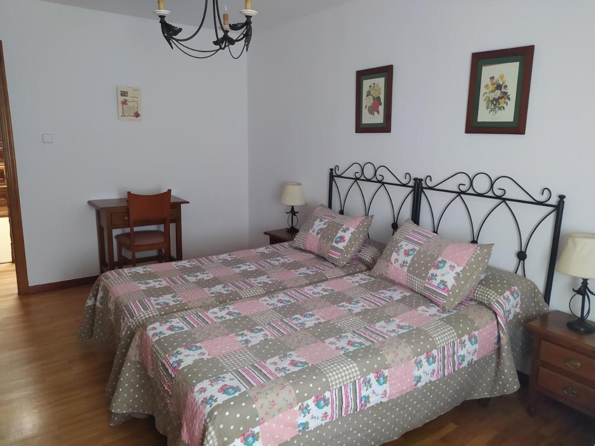 Hostal Urbion Vinuesa Luaran gambar